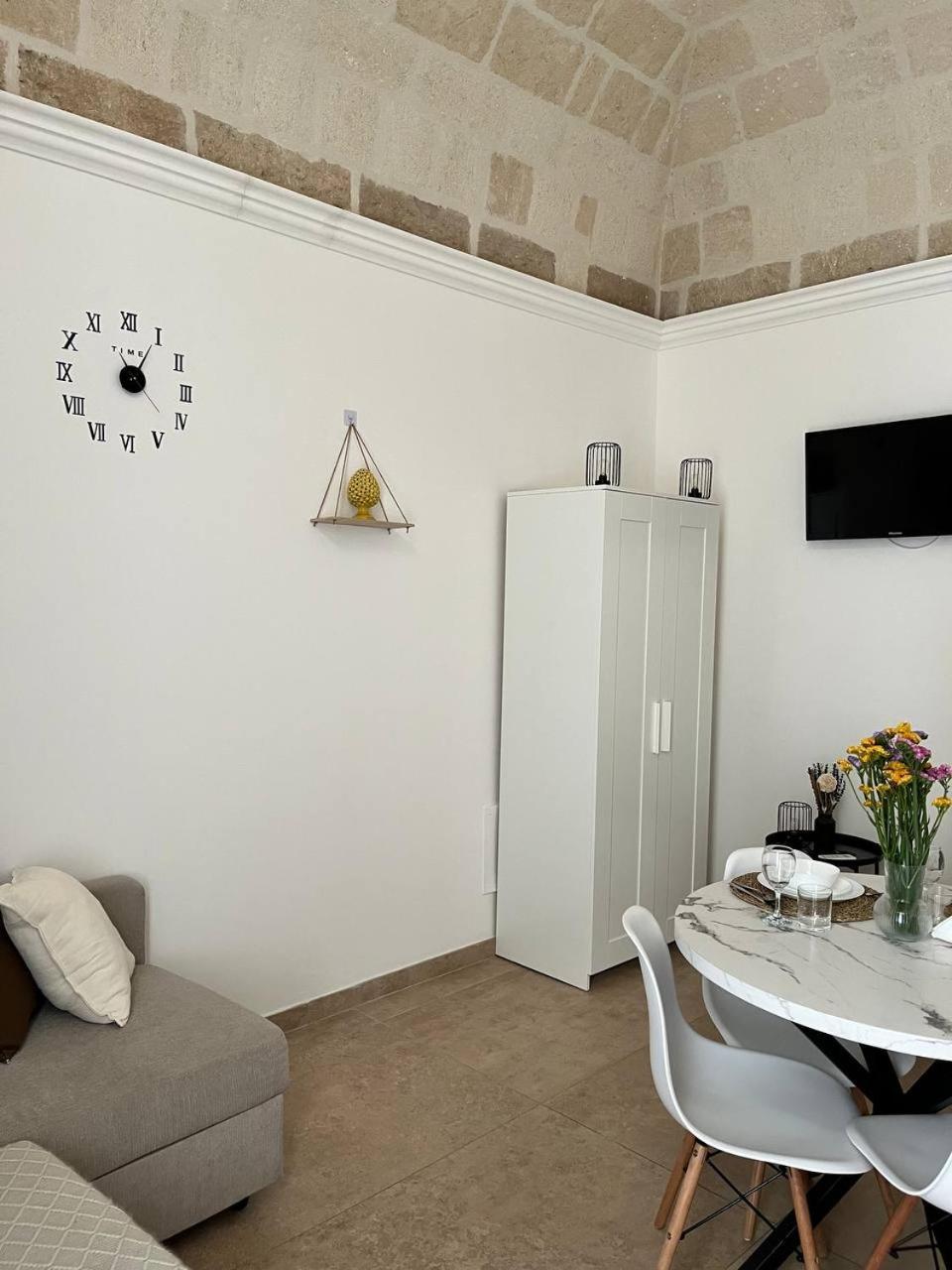Bien-Etre Exclusive Apartment Taranto Exteriör bild